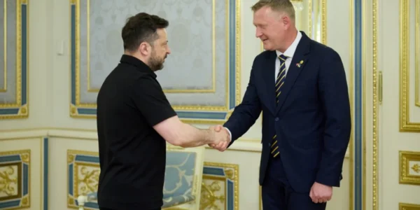 Зеленський обговорив з главою Міноборони Латвії Drone Deal та спільні оборонні проєкти