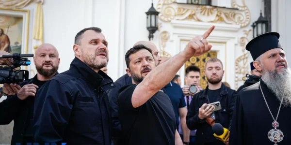 Зеленський розповів, звідки візьмуть гроші для відновлення Києво-Печерської Лаври