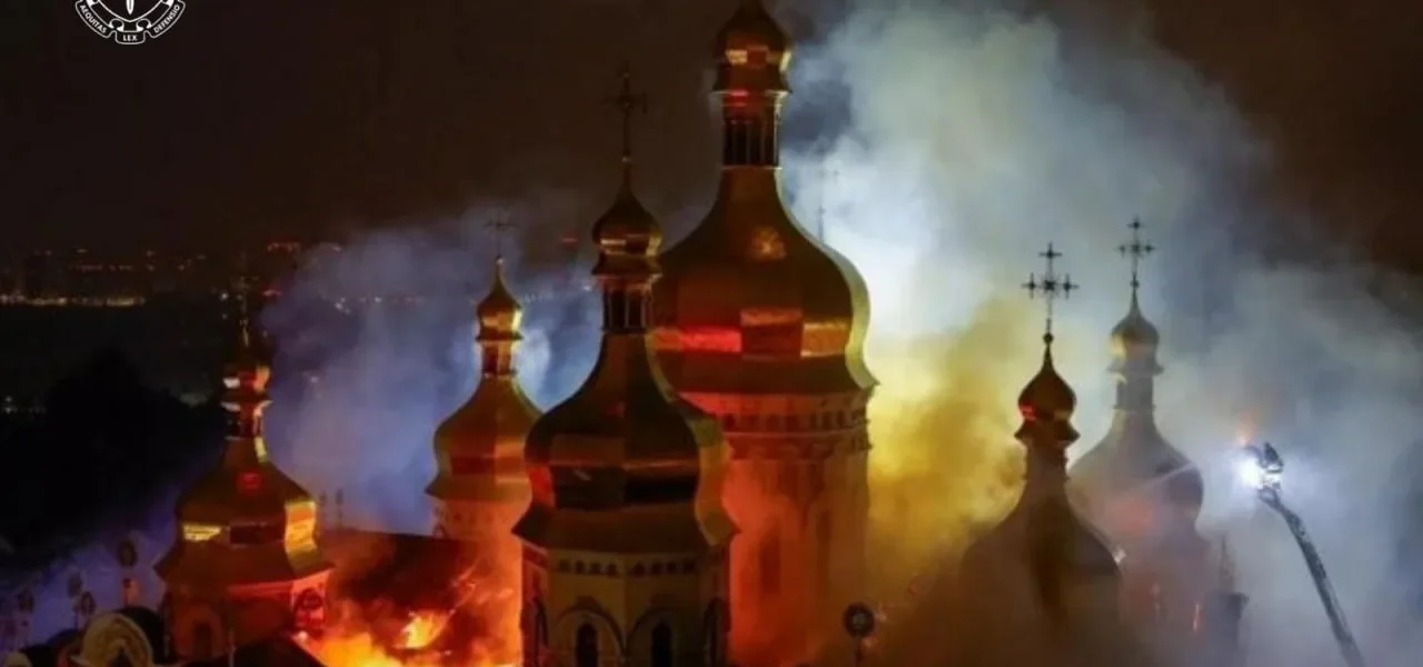 Удар рф по Лаврі кваліфікували як порушення законів та звичаїв війни - Генпрокурор Кравченко розповів деталі