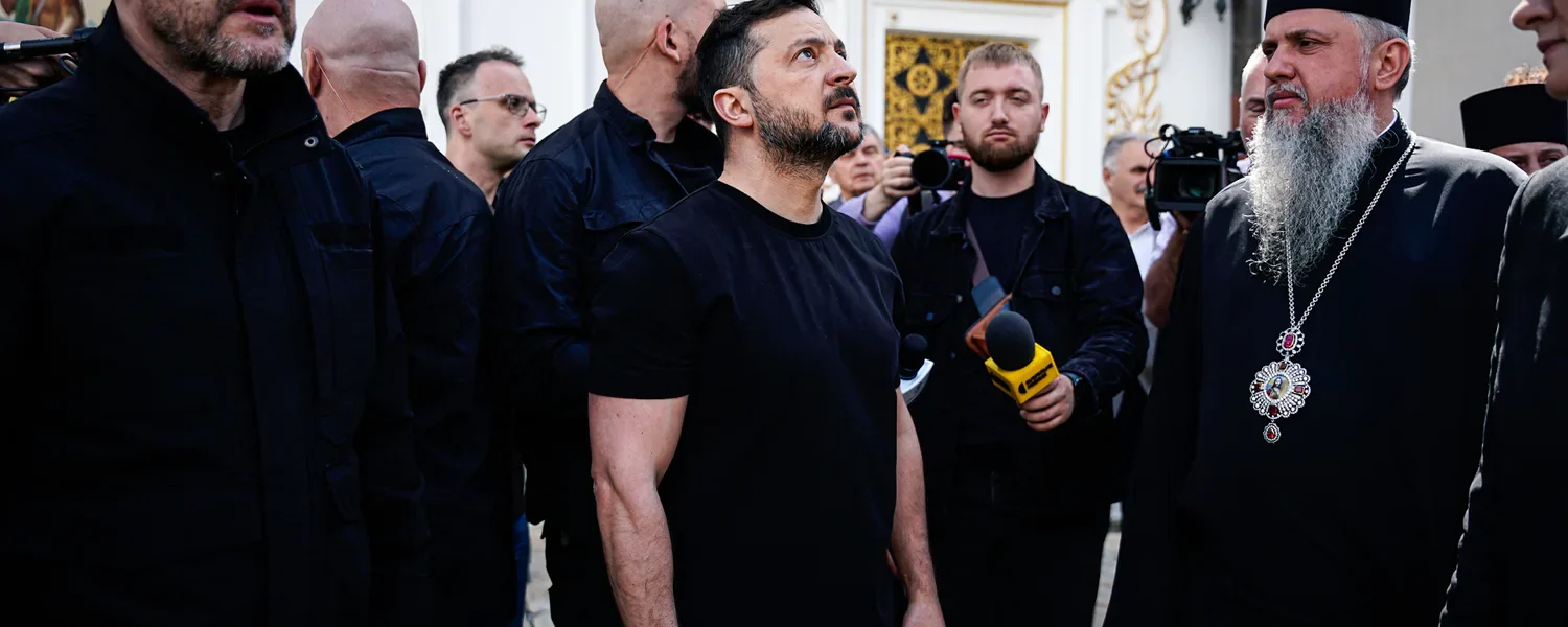 Удар рф по Україні забрав життя 11 людей, пожежі у Лаврі та Мистецькому арсеналі ліквідували - Зеленський