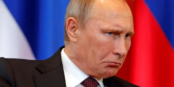 путіну доповіли про паливну кризу в рф, але він заявив, що це не вплине на війну
