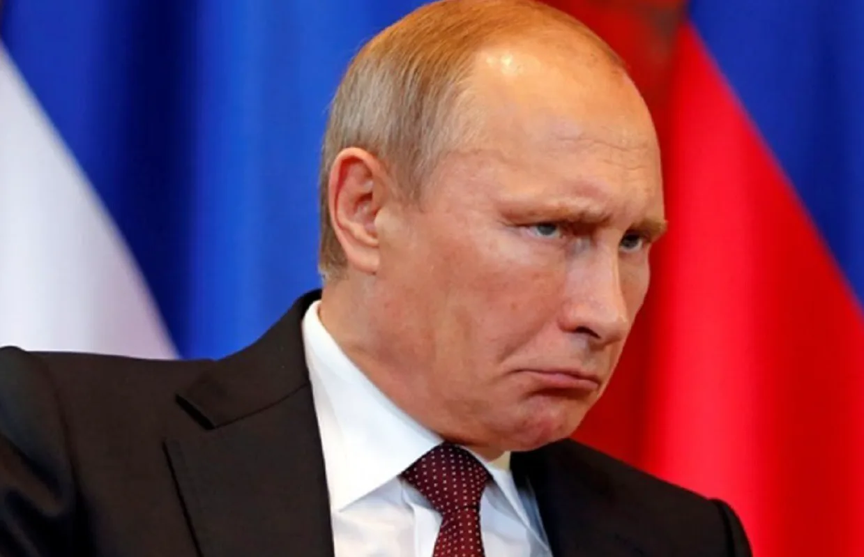 путіну доповіли про паливну кризу в рф, але він заявив, що це не вплине на війну