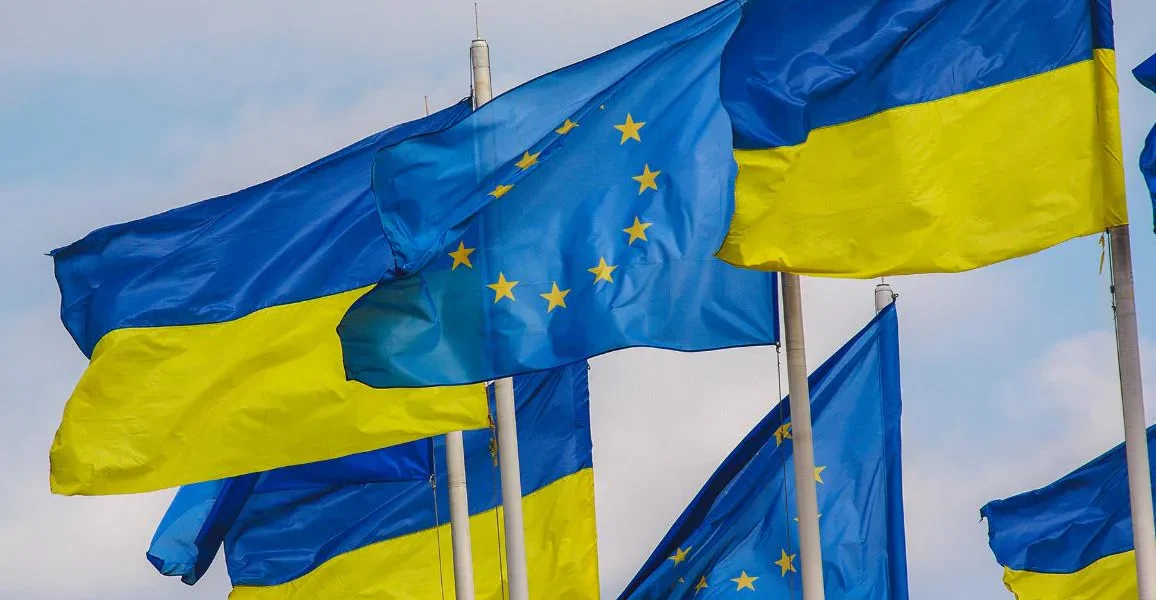 Україна отримала перший транш у 3,2 млрд євро за кредитом від ЄС - куди підуть гроші