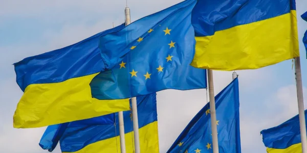 Україна отримала перший транш у 3,2 млрд євро за кредитом від ЄС - куди підуть гроші