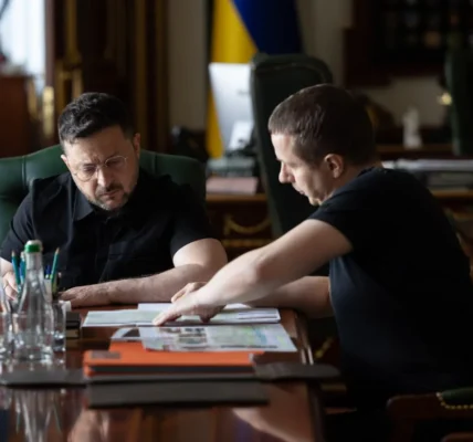 У Криму поглиблюється паливна та логістична криза через удари по російській нафтопереробці - Зеленський