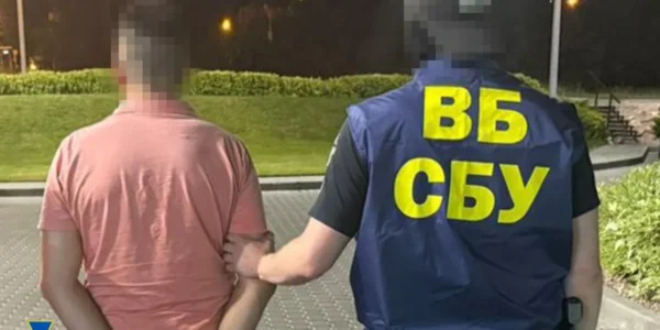 Заступника директора ДП затримали у Дніпрі на спробі